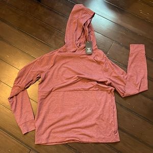 Xersion studio X quick dry Hoodie Small men’s giant pouch